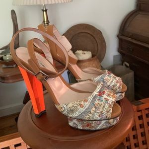 Platform heeled sandals